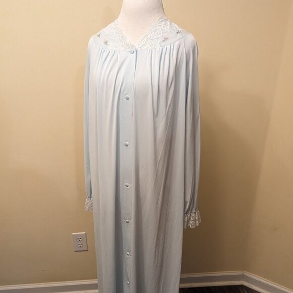 VINTAGE Shadow Line robe, light blue, nylon, rose details, size Medium - Picture 1 of 11